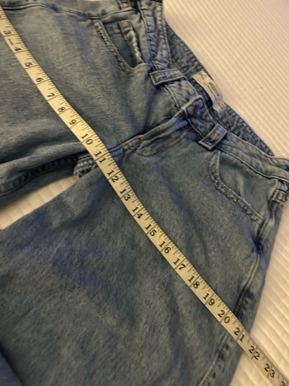 Hollister Light Blue Straight Low Rise Baggy - Picture 5 of 9